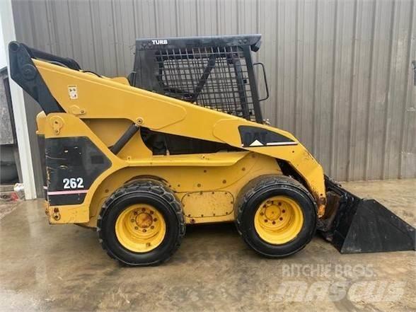 CAT 262 Kompaktlaadurid