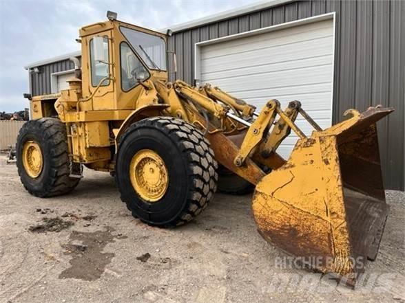 CAT 980B Rataslaadurid