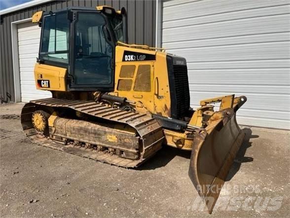 CAT D3K2 LGP Buldooserid