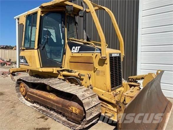 CAT D4G XL Buldooserid