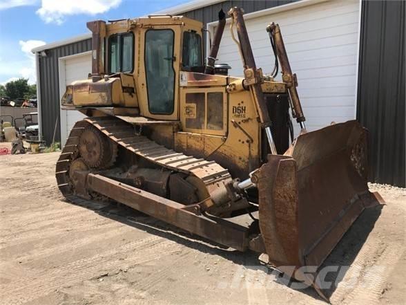 CAT D6H XL Buldooserid