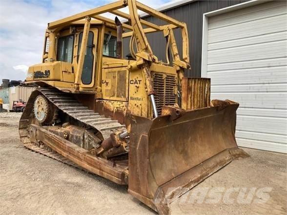 CAT D6H XL Buldooserid