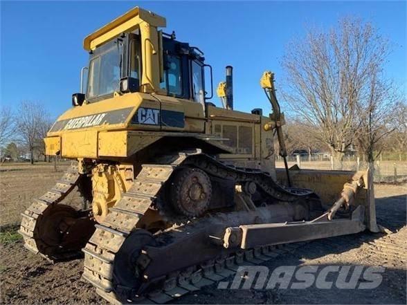 CAT D7H II Buldooserid