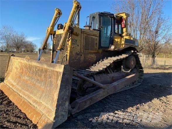 CAT D7H II Buldooserid