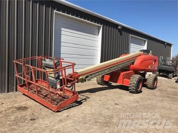 JLG 600S Teleskoop poomtõstukid