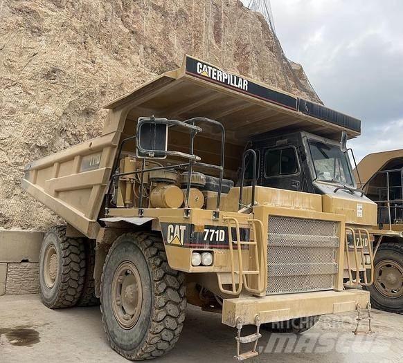 CAT 771D Väikekallurid