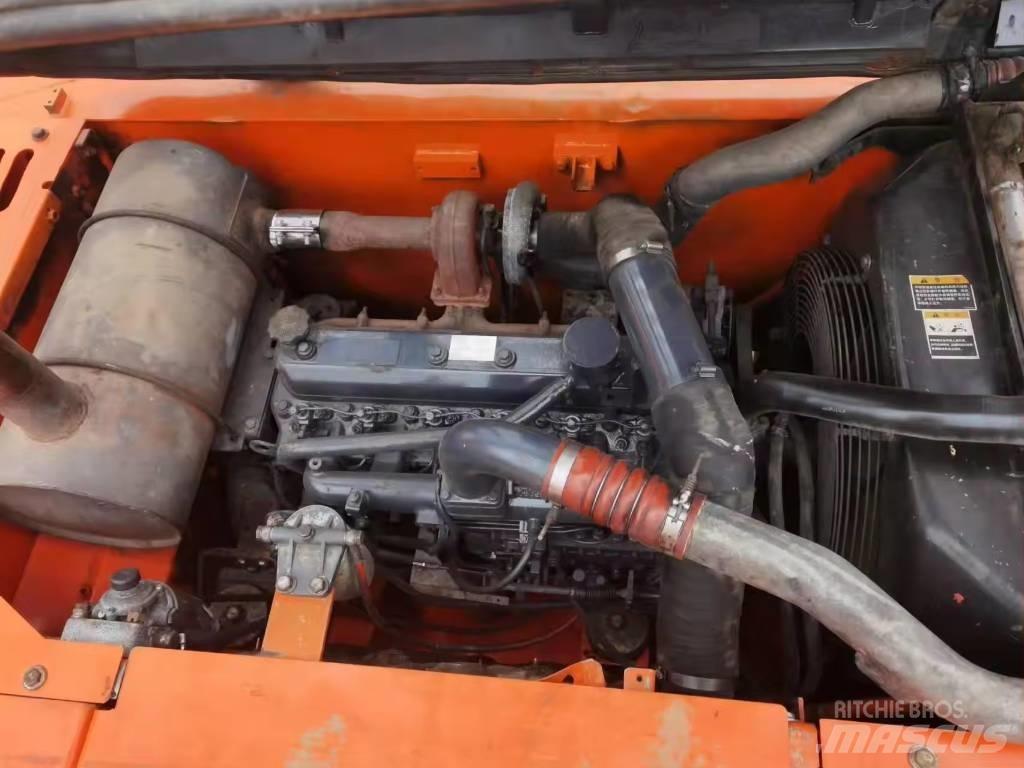 Doosan DX 225 LC Roomikekskavaatorid