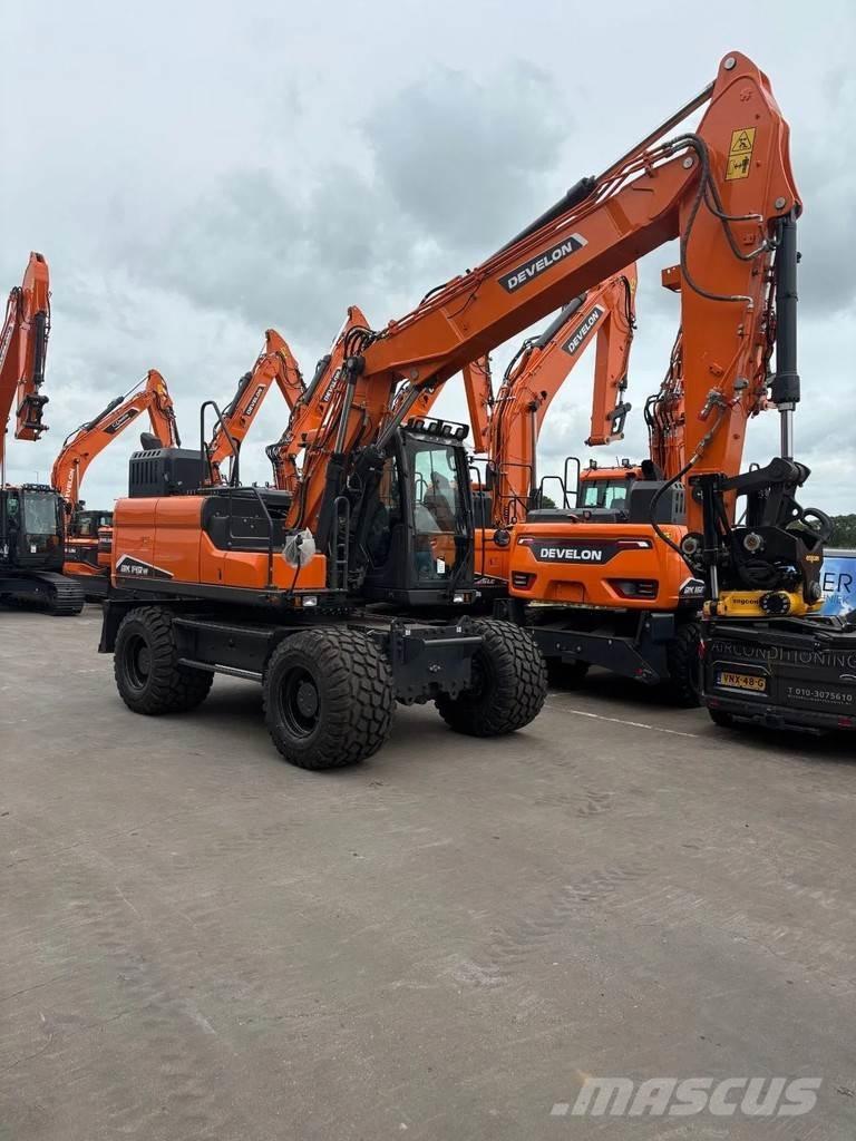 Develon DX140W-7 Ratasekskavaatorid