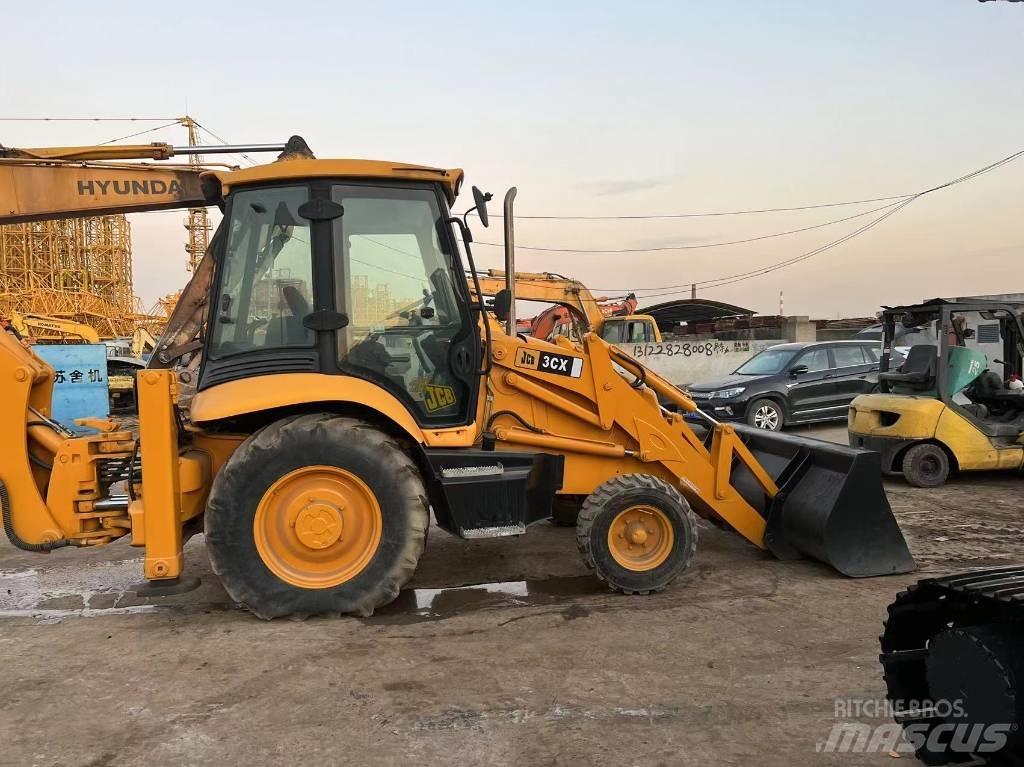 JCB 3CX Ekskavaatorlaadurid