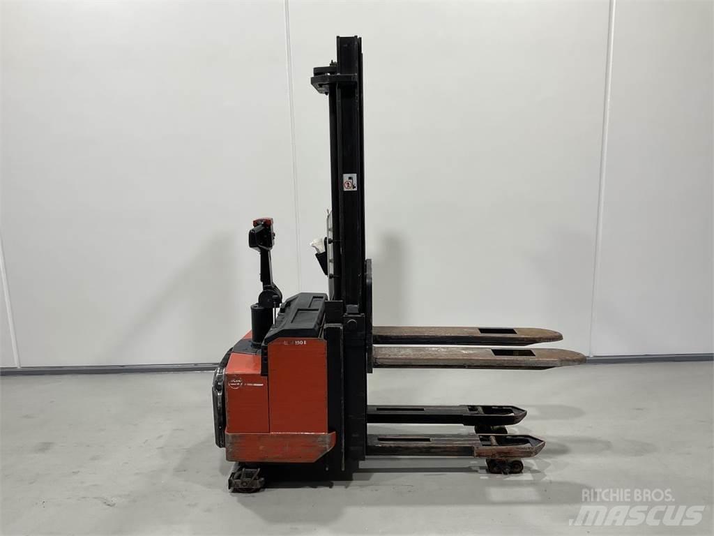 BT LSF1250/11 Platvormiga virnastajad