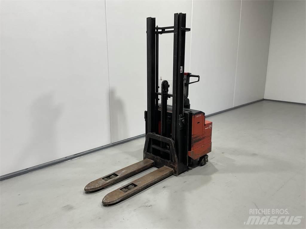 BT LSF1250/11 Platvormiga virnastajad