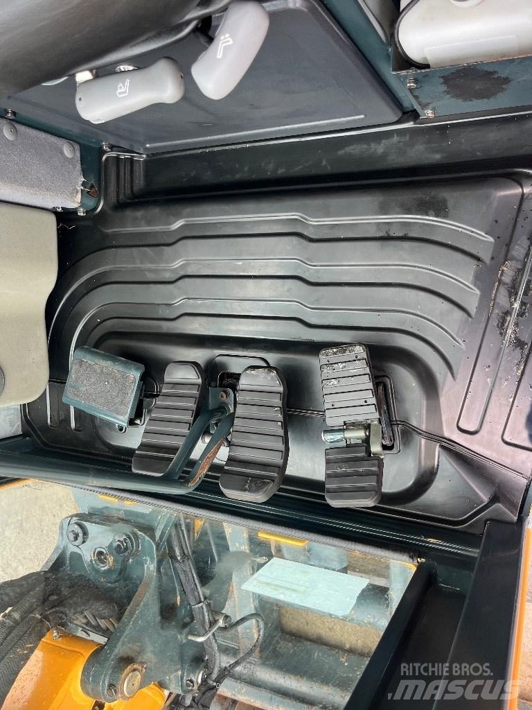 Hyundai R30 Z-9AK Miniekskavaatorid < 7 t