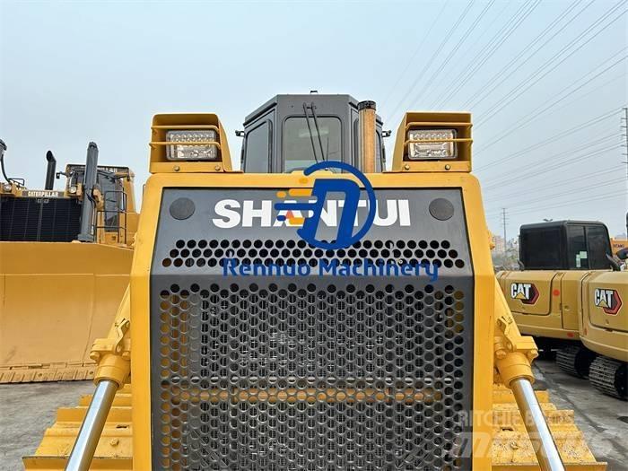 Shantui SD 16 Buldooserid