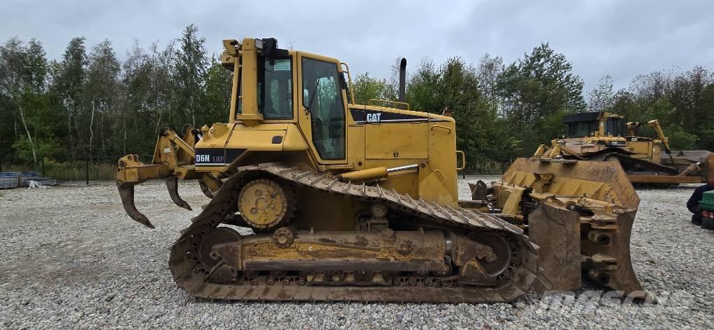 CAT D 6 N LGP Buldooserid