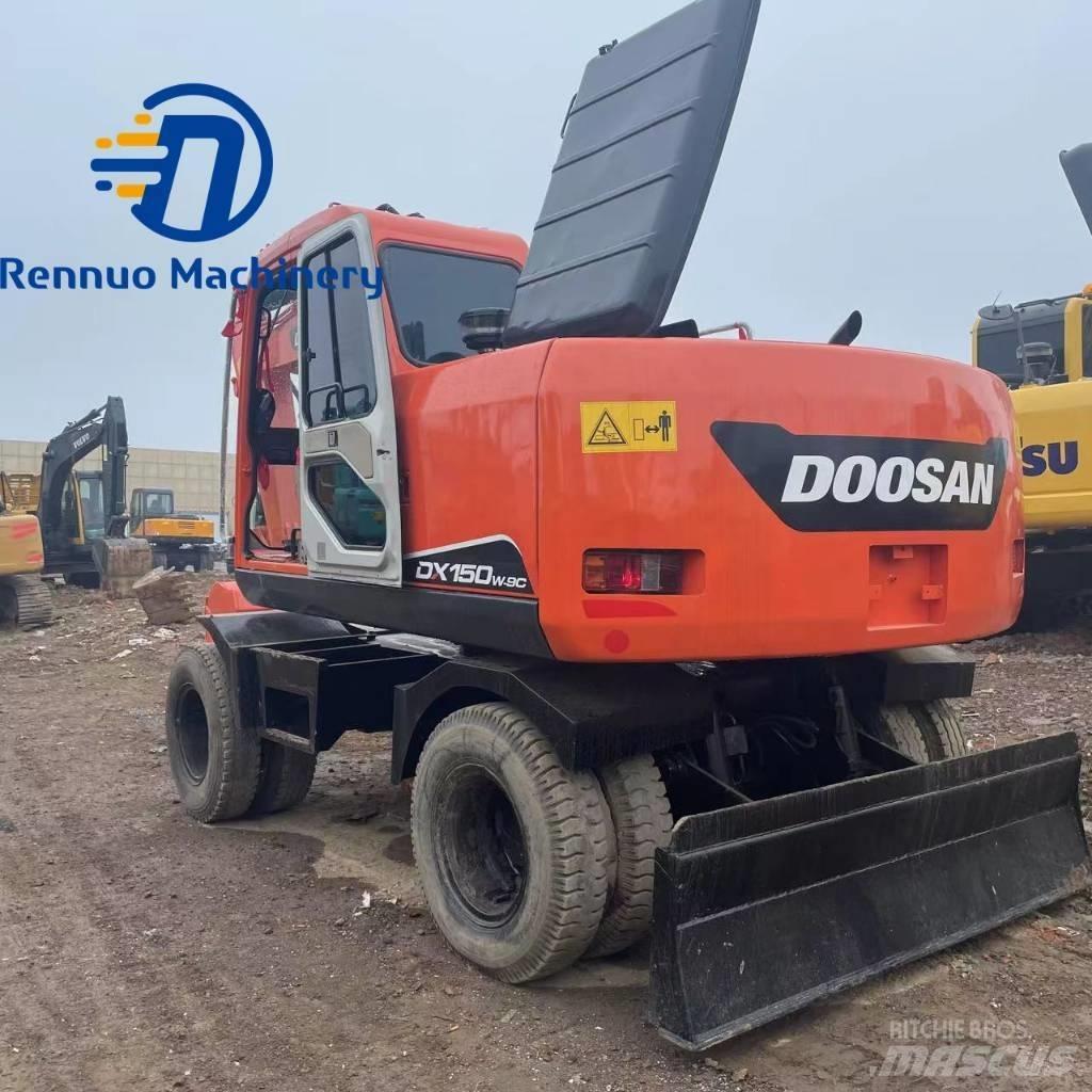 Doosan DX150W-7 Ratasekskavaatorid
