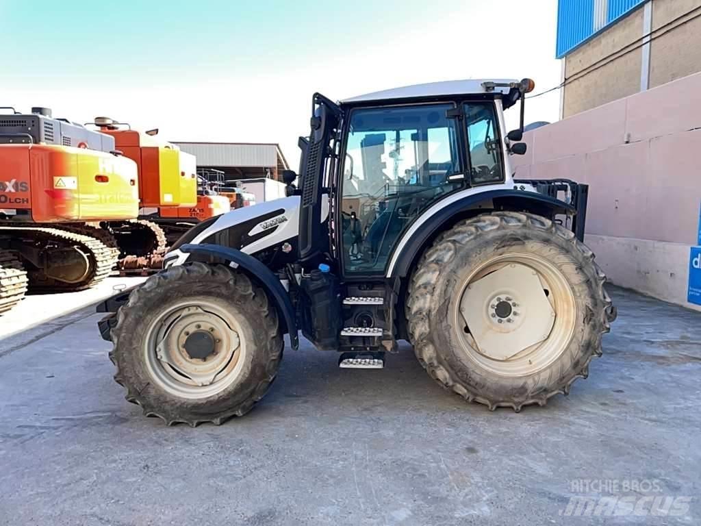 Valtra G115 Traktorid
