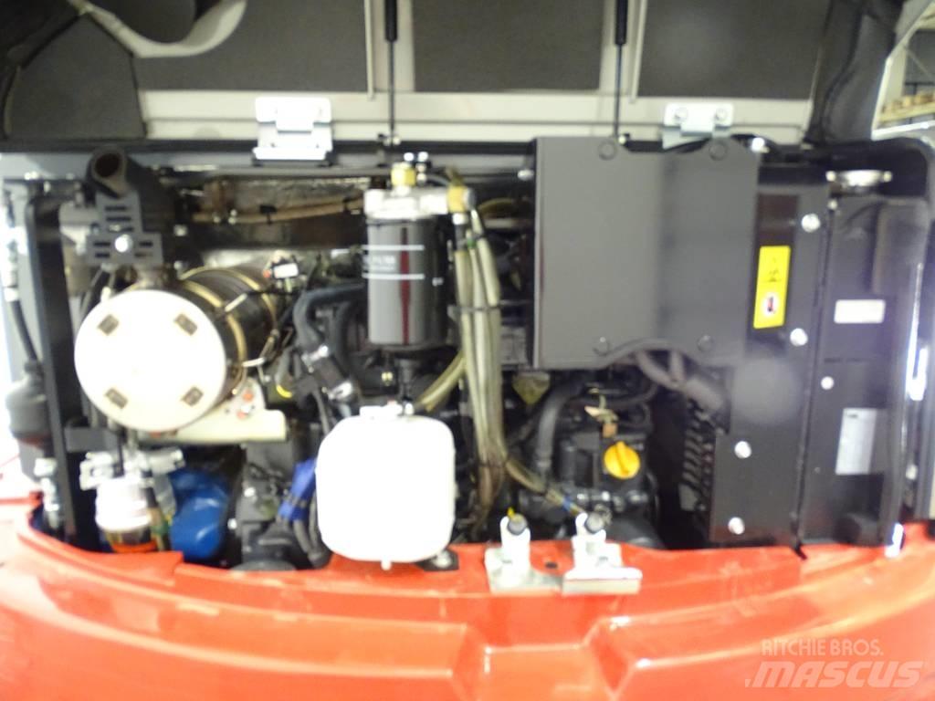 Takeuchi TB 257 FR Miniekskavaatorid < 7 t