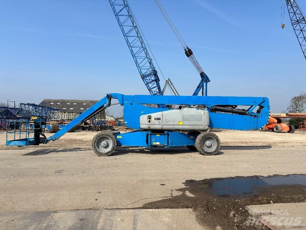 Genie ZX 135/70 Iseliikuvad poomtõstukid