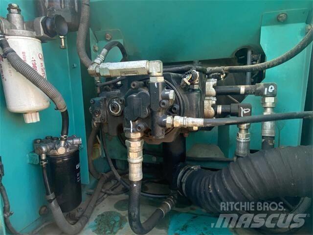 Kobelco SK 130 Väikeekskavaatorid 7t-12t