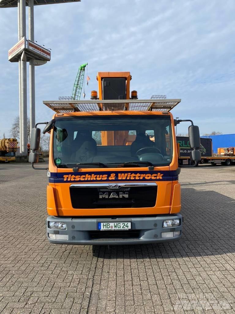 Ruthmann T 330 Auto korvtõstukid