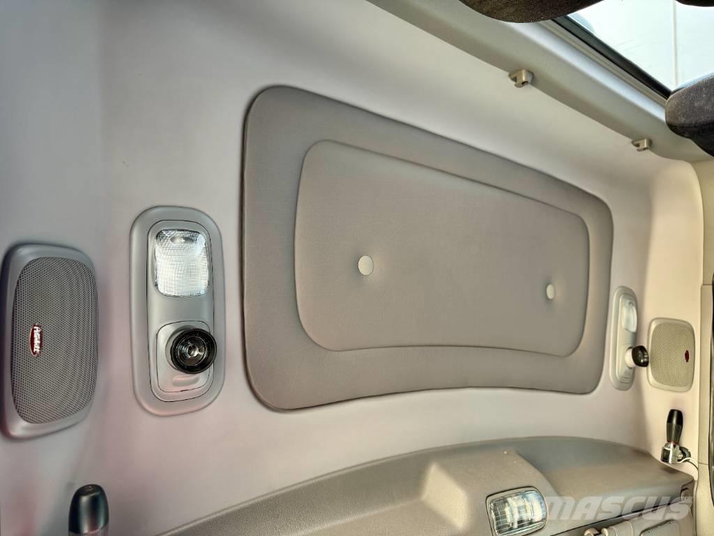 Peterbilt 389 Sadulveokid