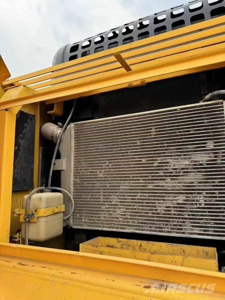 Komatsu PC 350 Roomikekskavaatorid