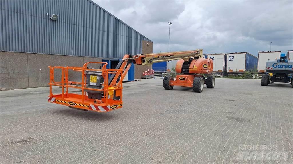 JLG 860SJG Teleskoop poomtõstukid