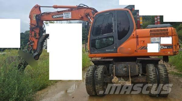 Doosan DX 140 W Ratasekskavaatorid