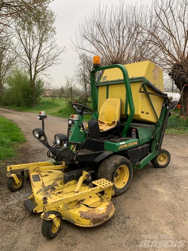 John Deere F 935 Murutraktorid