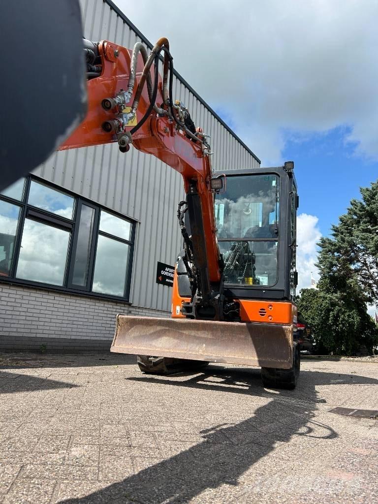 Hitachi ZX33U-6 Miniekskavaatorid < 7 t