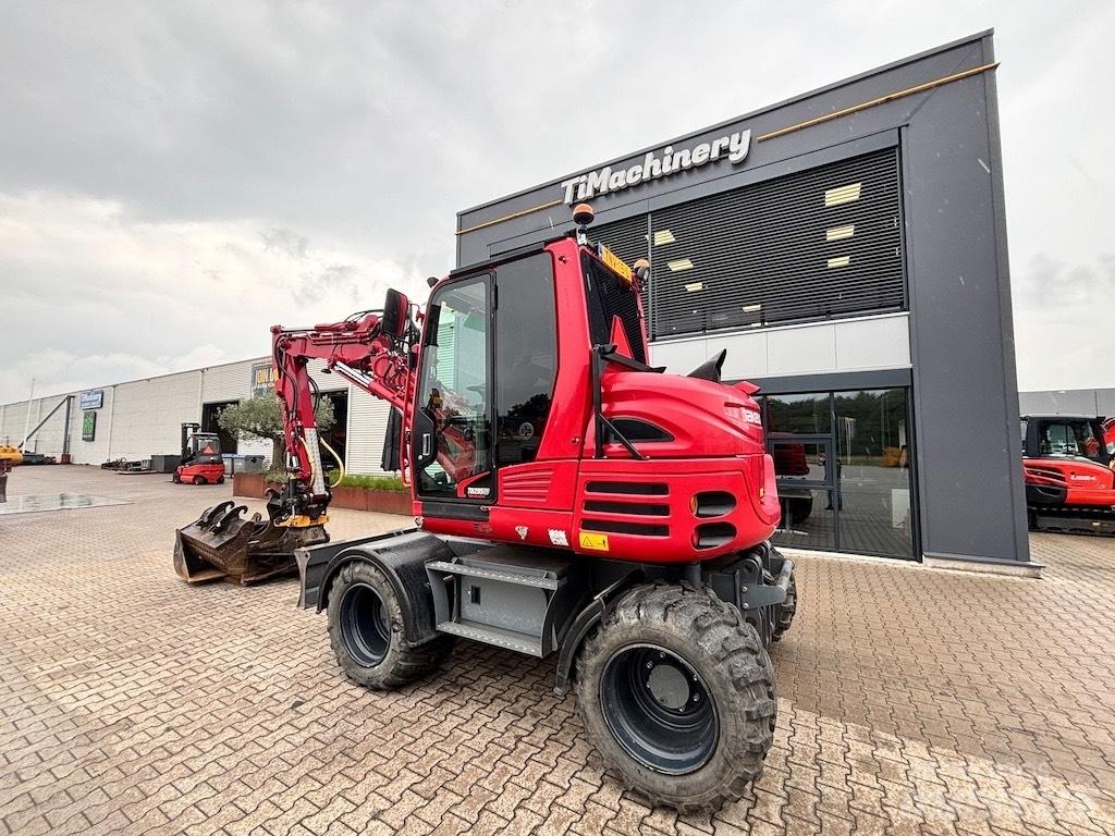 Takeuchi TB 295 W Ratasekskavaatorid