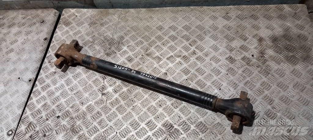 Scania R 440.   1942075 Sillad