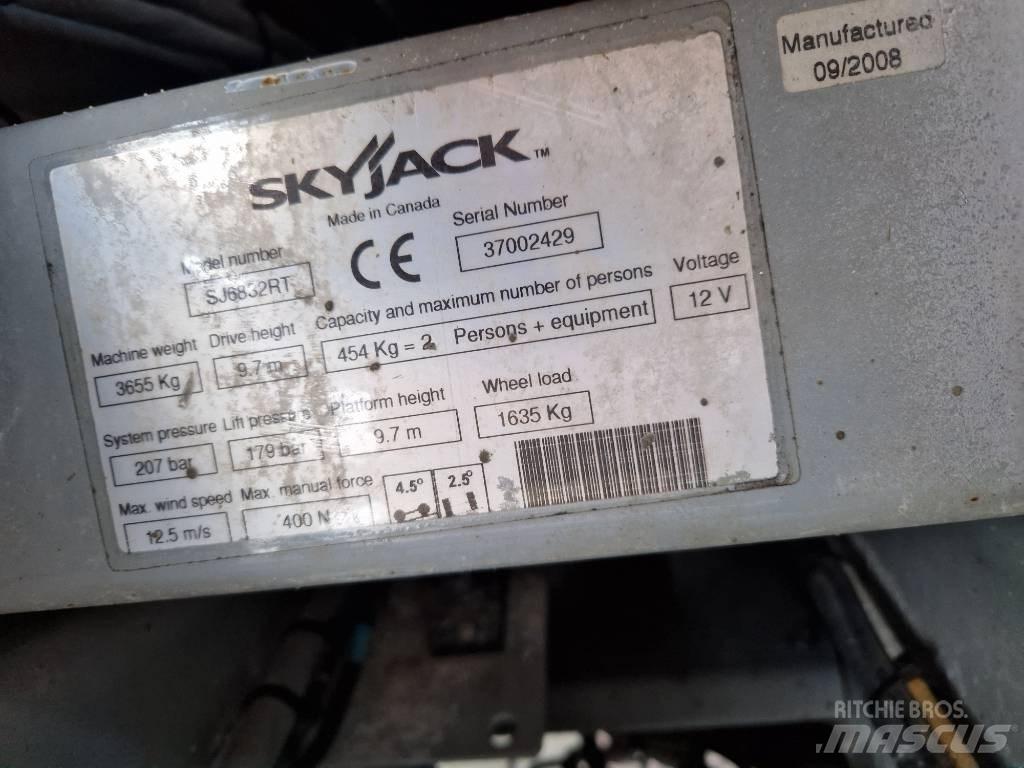 SkyJack SJ 6832 RT Käärtõstukid