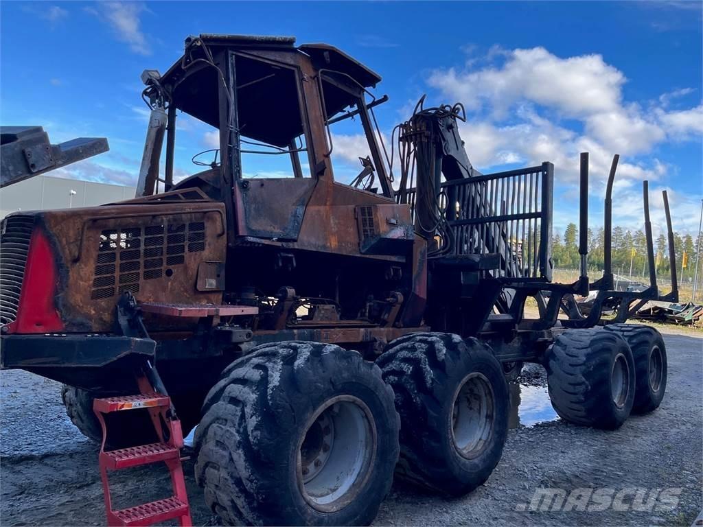 Komatsu 840TX Forwarderid