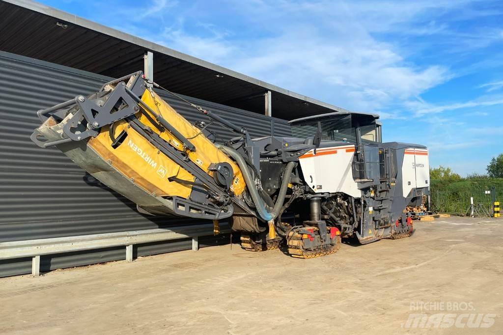 Wirtgen W 220 FI Asfaldi külmfreesimise masinad