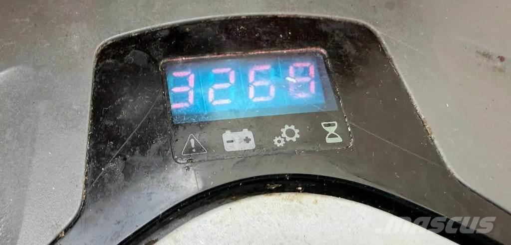 BT SWE200D Järelkäidavad virnastajad
