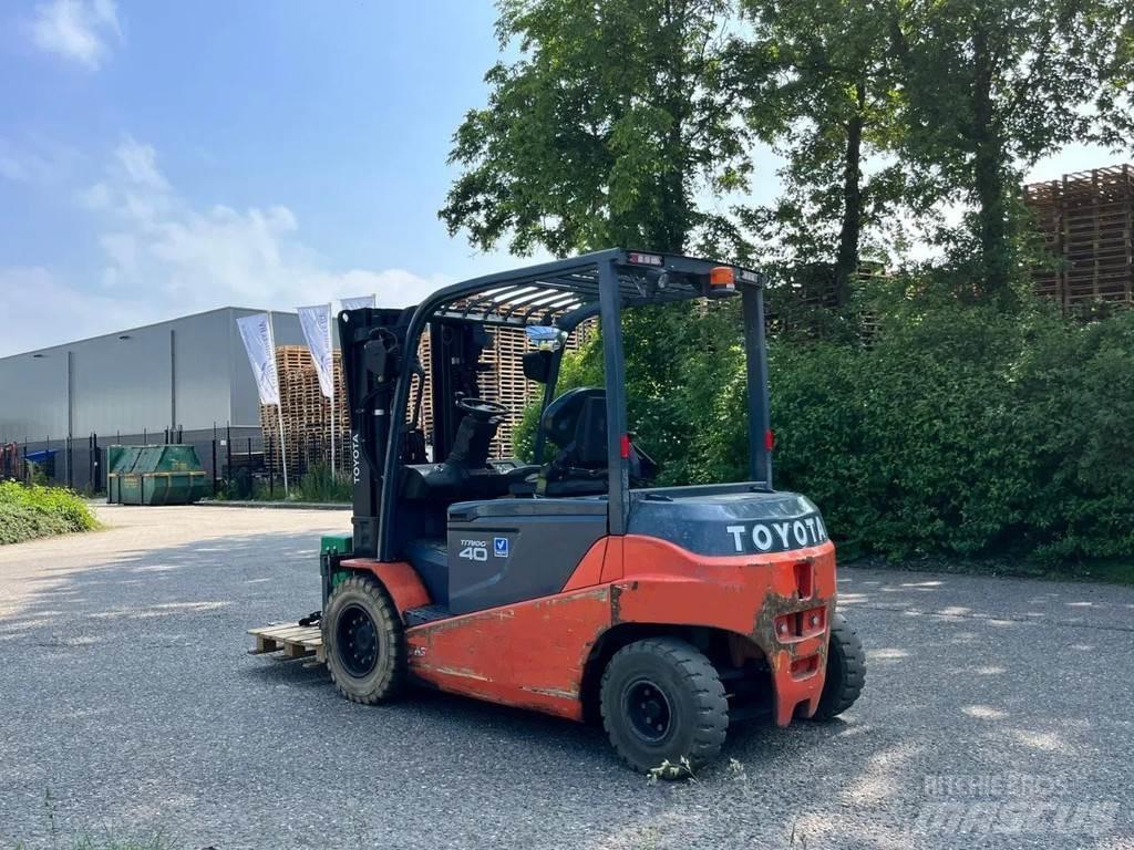Toyota 8FBMT40 Elektritõstukid