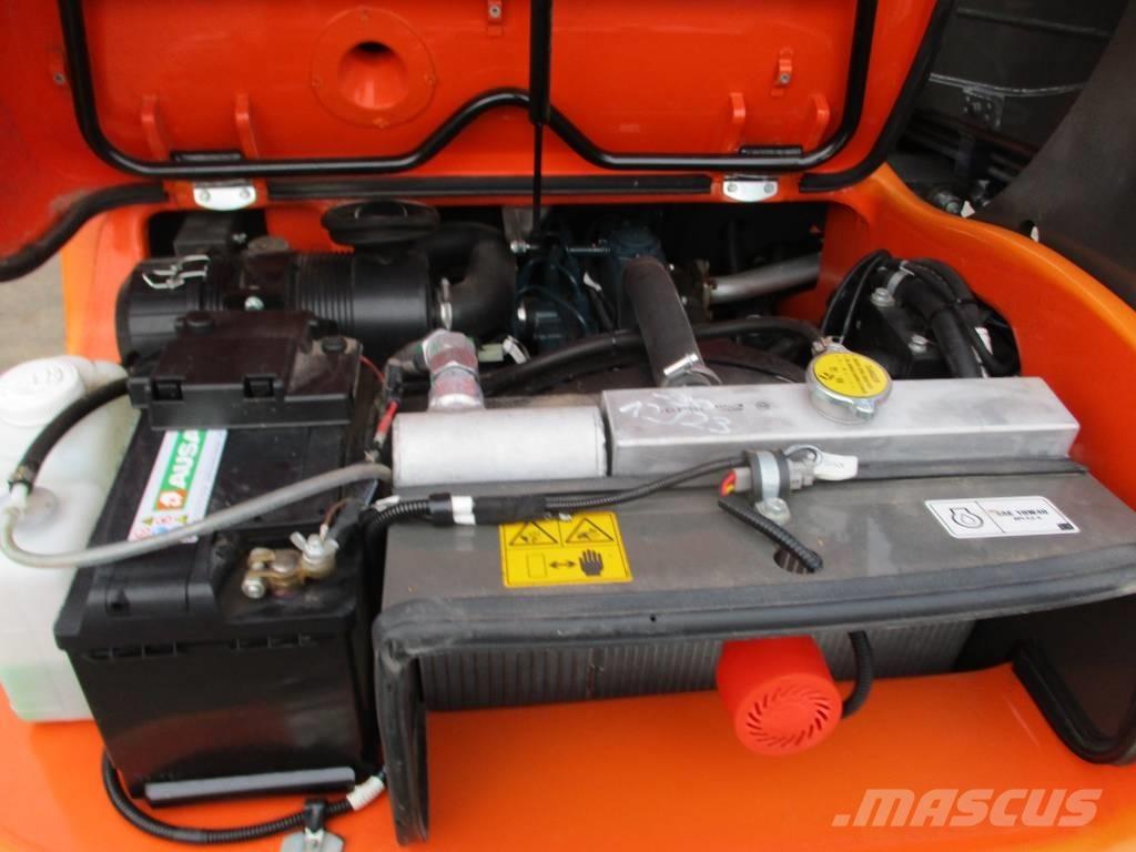 Ausa T144 HX4 (229) Teleskooplaadurid