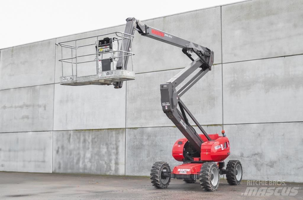 Manitou 200 ATJ RC Iseliikuvad poomtõstukid