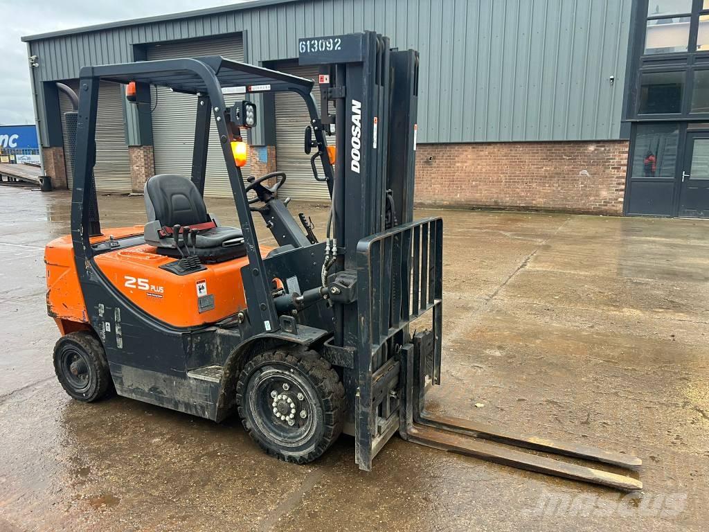 Doosan D 25 GP Diiseltõstukid