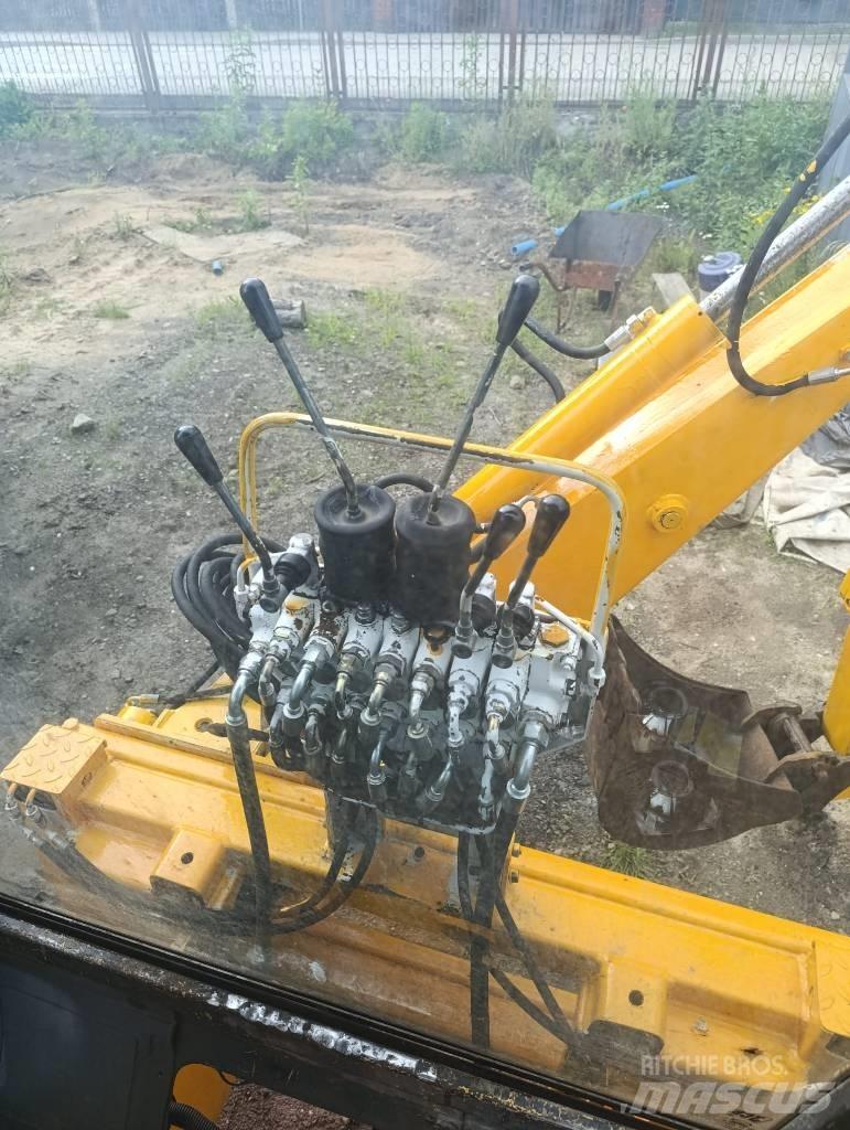 JCB 2 CX Ekskavaatorlaadurid