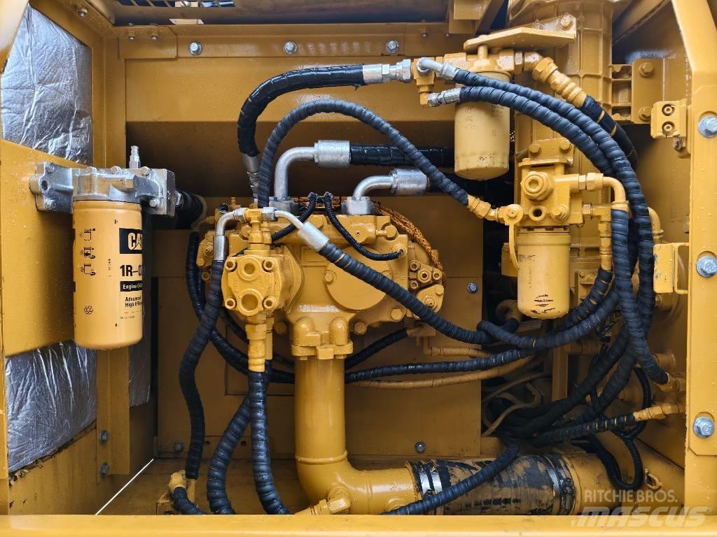 CAT 325 C Roomikekskavaatorid