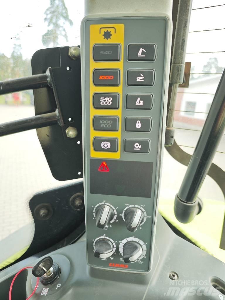 CLAAS Axion 940 Traktorid