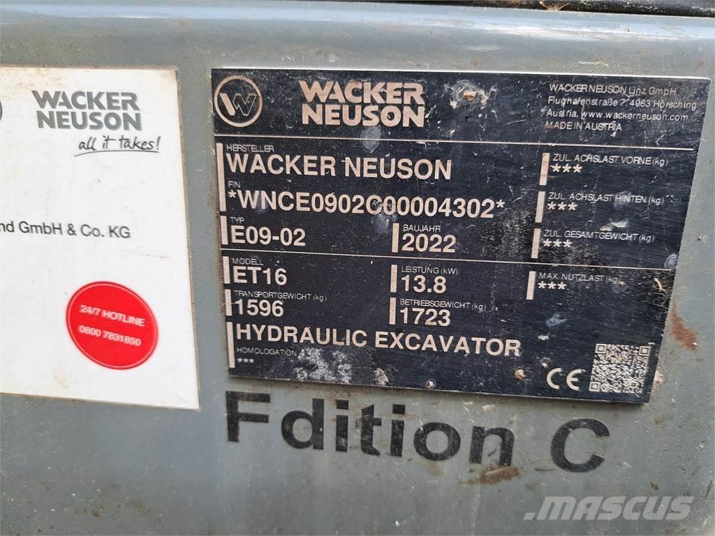Wacker Neuson ET16 Roomikekskavaatorid