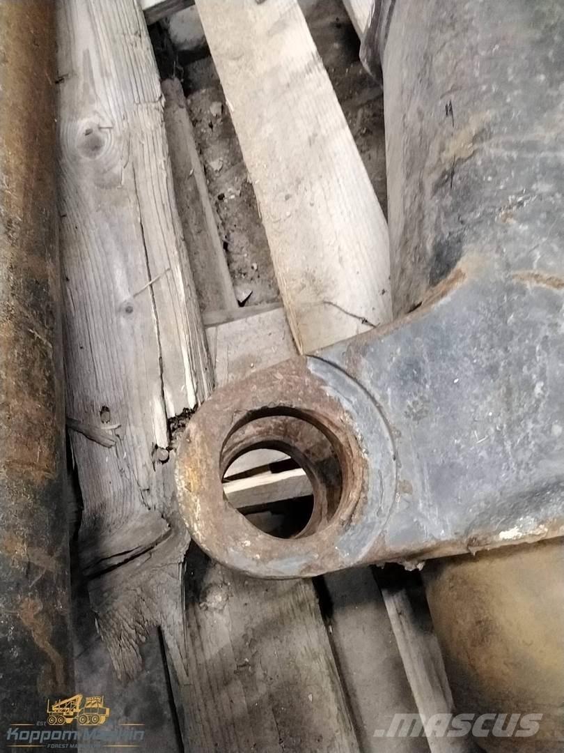 Loglift 50 Forvarderi kraanad