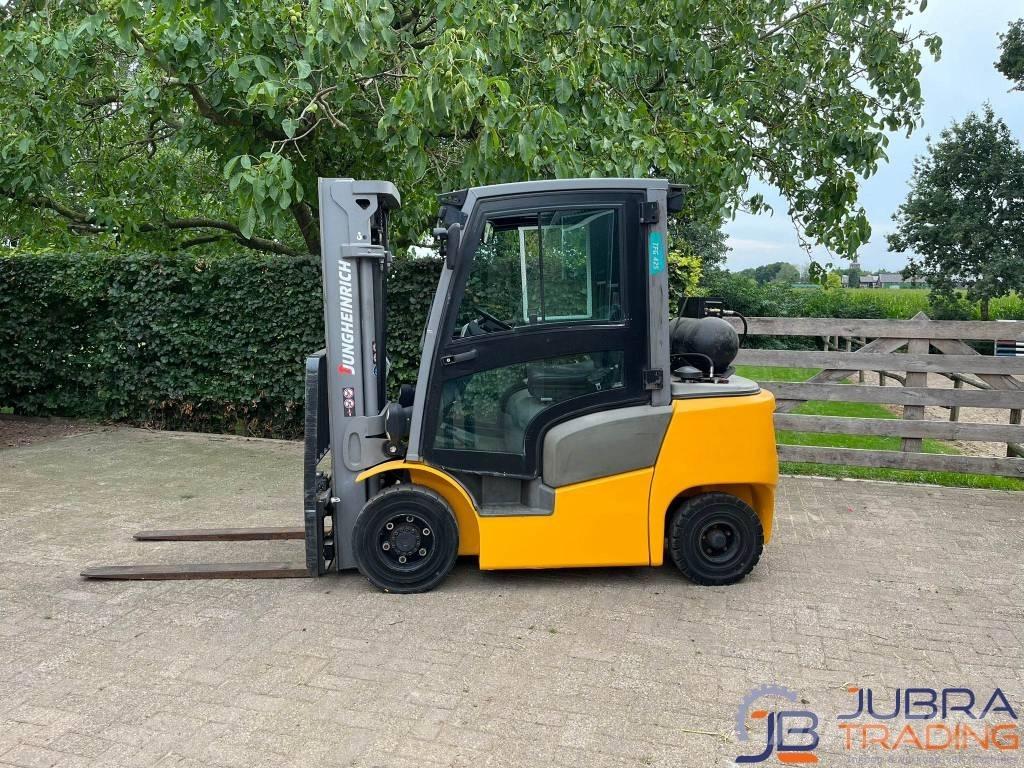 Jungheinrich TFG 425 Gaasitõstukid
