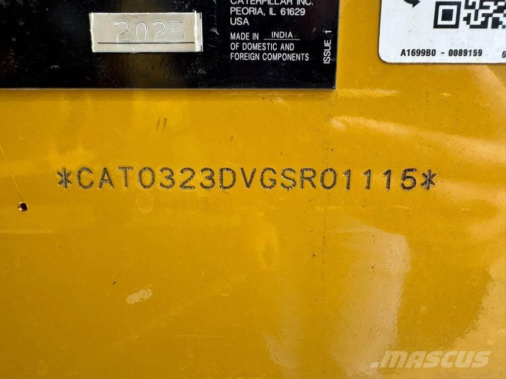 CAT 323D3 Roomikekskavaatorid