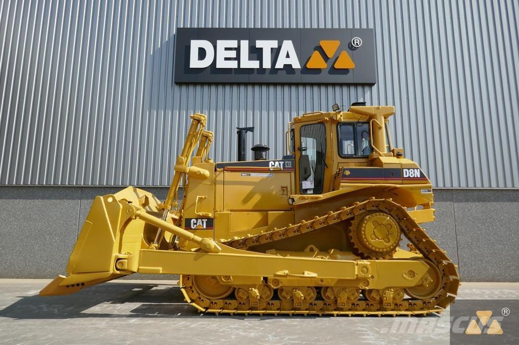 CAT D8N Buldooserid