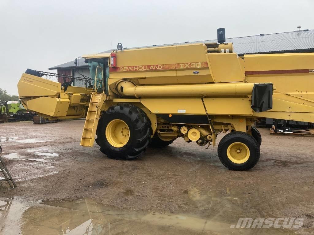 New Holland TX 30 Teraviljakombainid