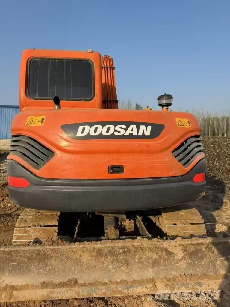 Doosan DX 75-9 C Roomikekskavaatorid